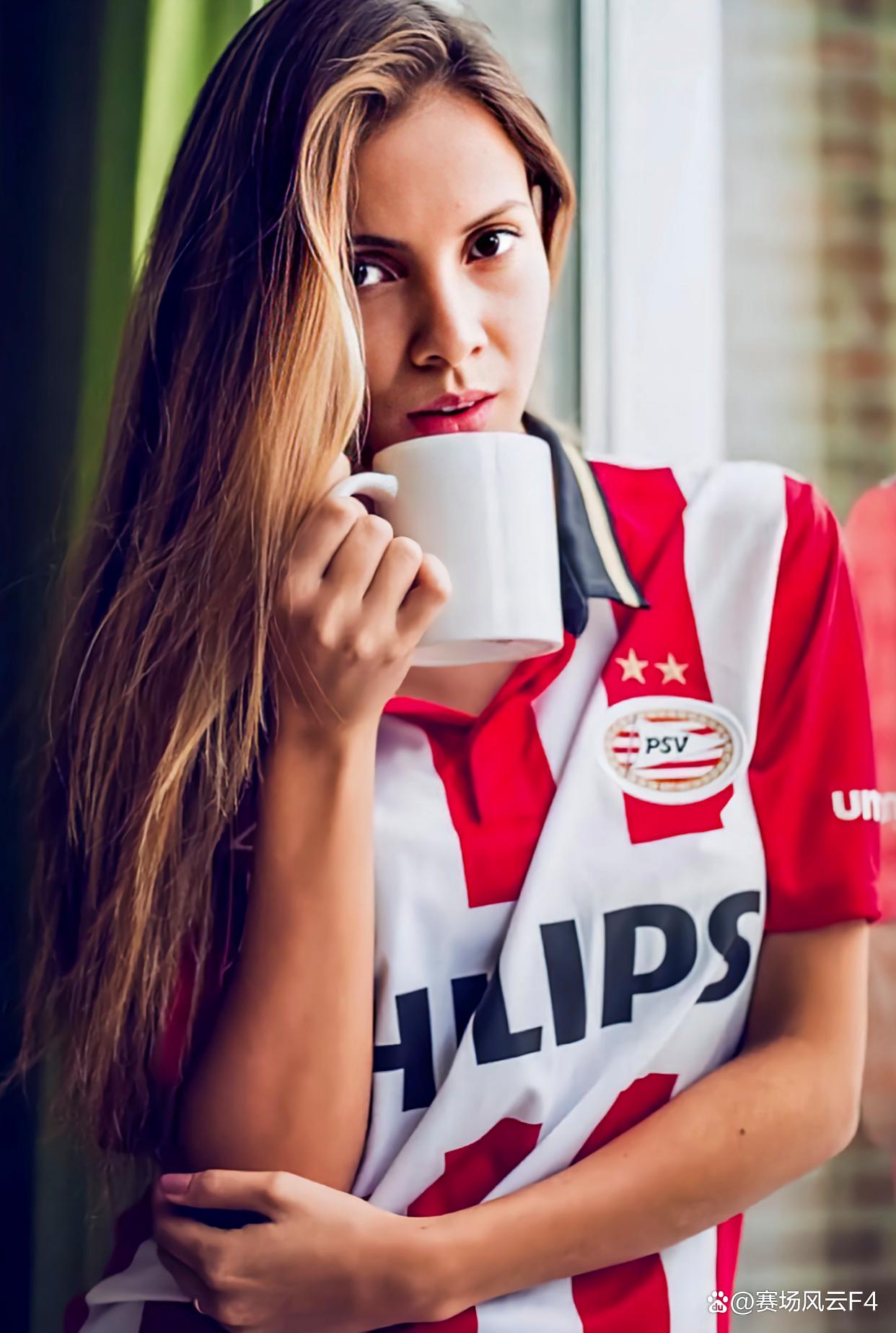 NG28-埃因霍温训练开放日；赛前内部沟通引欢呼；欧篮联在即；年轻球员得到机会的简单介绍-NG28