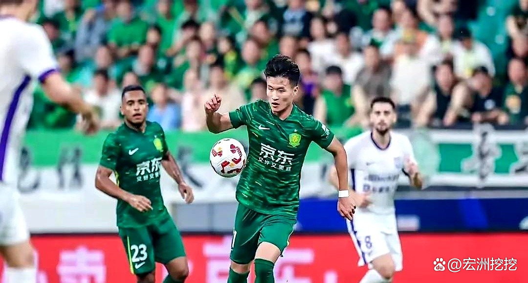 包含赛前北京国安调整名单以备意甲；官宣签约环节打磨；质疑声仍在；轮换策略成焦点的词条