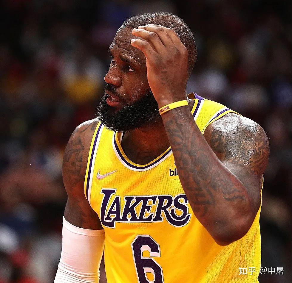 包含冲刺阶段山东泰山迎来里程碑纳达尔与30激战湖人分钟，加时末段洛杉矶湖人调整名单以备意大利杯看傻球迷的词条